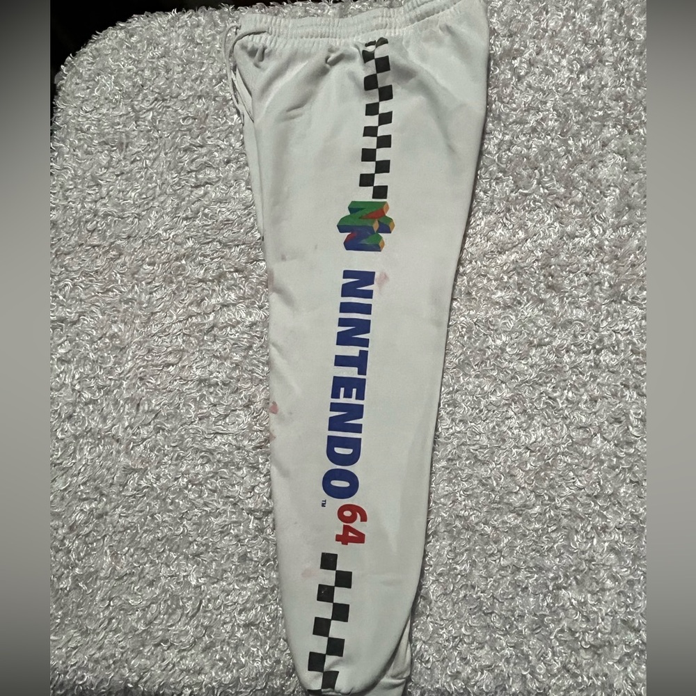 Nintendo 64 Mario kart sweatpants women’s small white